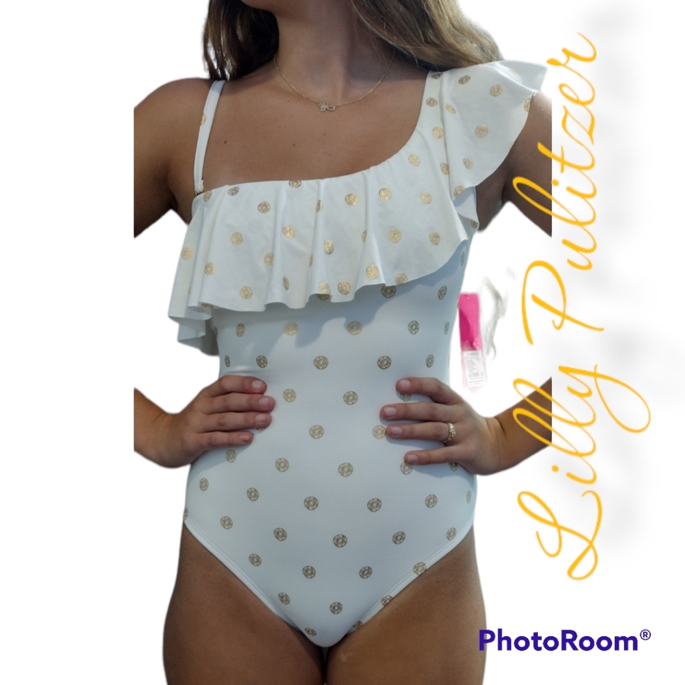 Lilly Pulitzer 2 resort white squeeze the juice st Tropez vacation cruise one